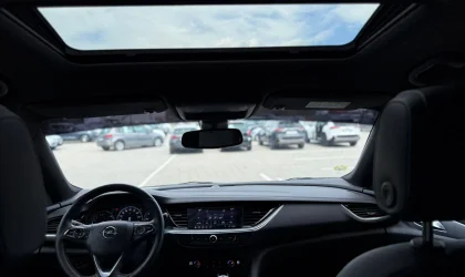 Opel Insignia  - 2021