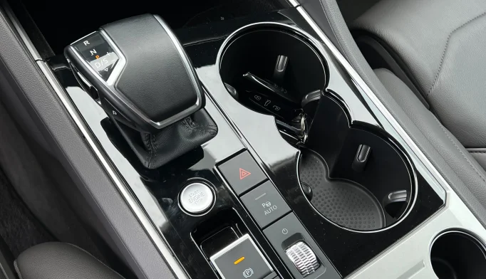 Volkswagen Touareg  - 2022