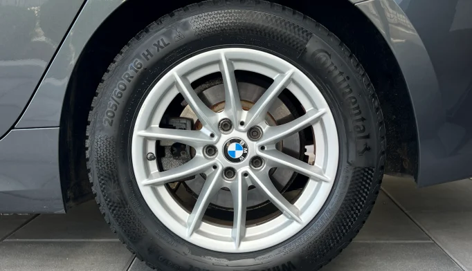 BMW 3 Series  - 2019