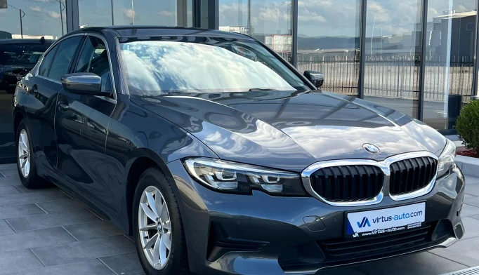 BMW 3 Series  - 2019