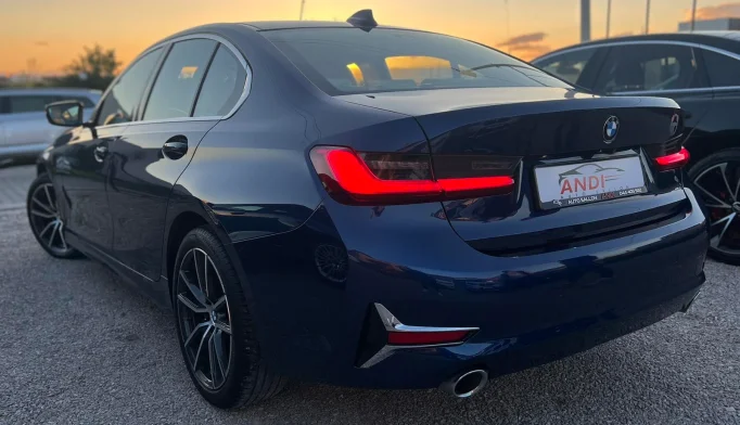 BMW 3 Series  - 2020