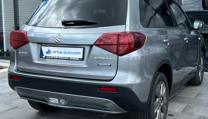 Suzuki Vitara  - 2020