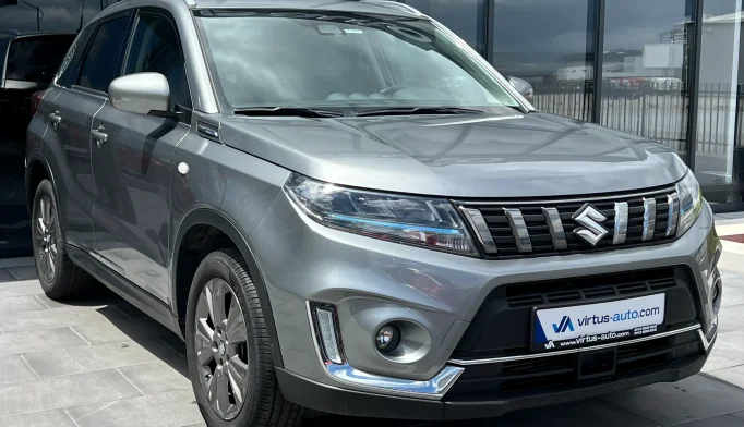 Suzuki Vitara  - 2020