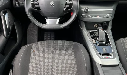 Peugeot 308  - 2020