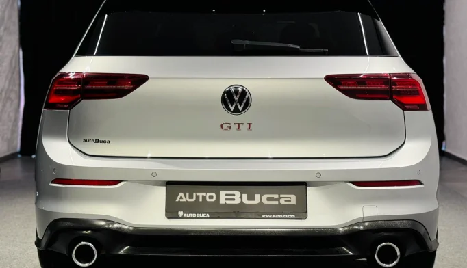 Volkswagen Golf GTI  - 2020