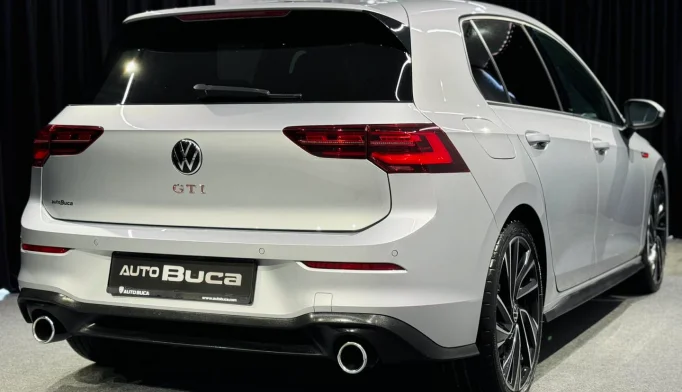 Volkswagen Golf GTI  - 2020