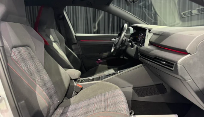 Volkswagen Golf GTI  - 2020