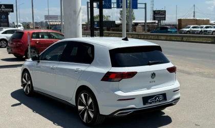 Volkswagen Golf 8  - 2020