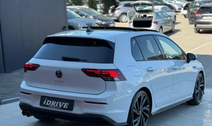 Volkswagen Golf  - 2021