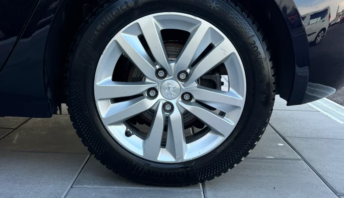 Peugeot 308  - 2019
