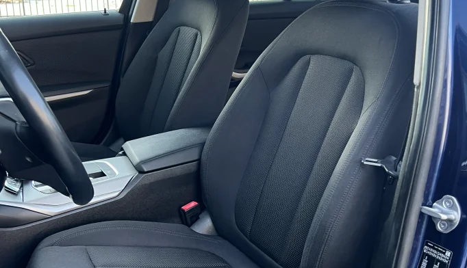 BMW 3 Series  - 2019