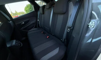 Peugeot 3008  - 2021