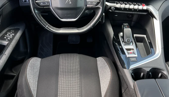 Peugeot 3008  - 2018