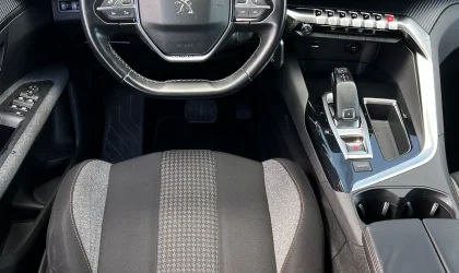 Peugeot 3008  - 2018