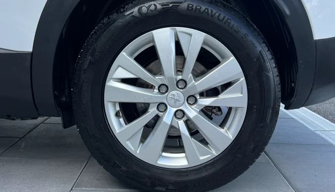 Peugeot 3008  - 2018