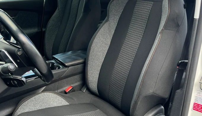 Peugeot 3008  - 2018