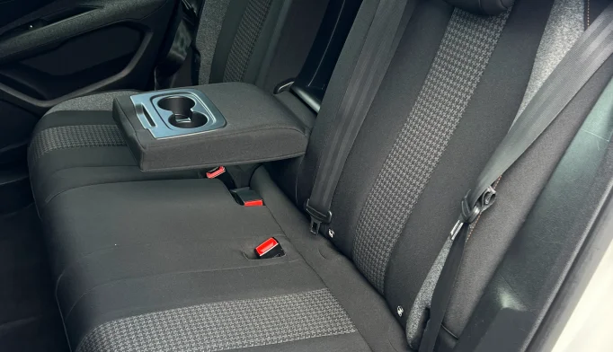 Peugeot 3008  - 2018