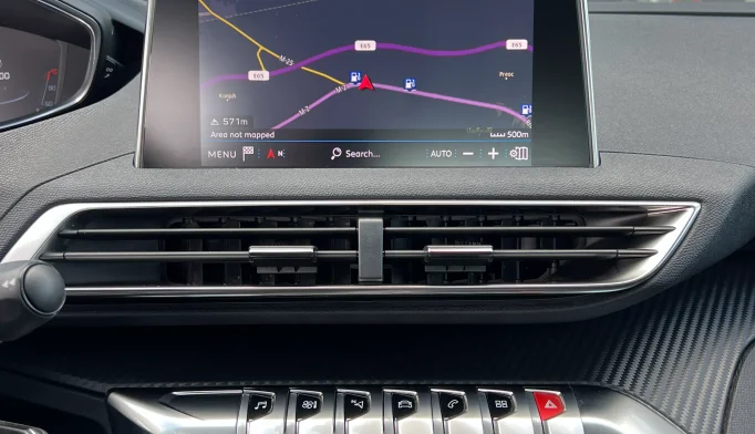 Peugeot 3008  - 2018