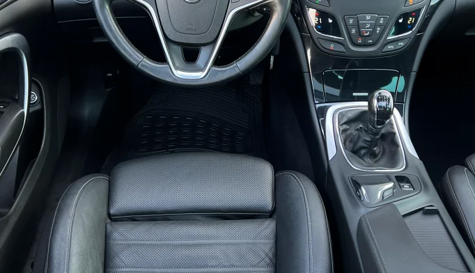 Opel Insignia  - 2015