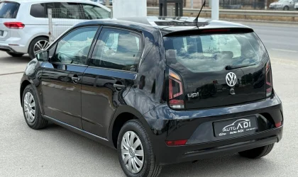 Volkswagen Up  - 2019