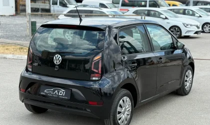 Volkswagen Up  - 2019