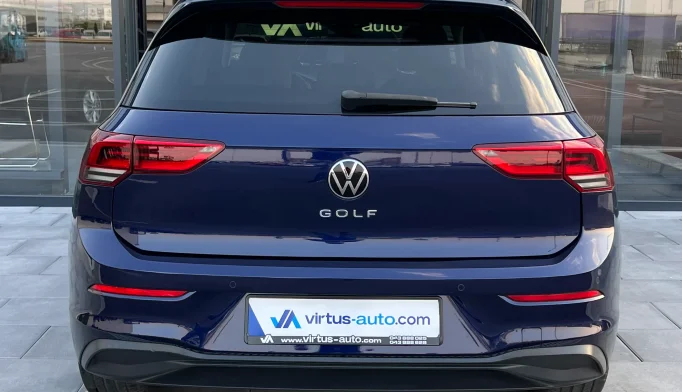 Volkswagen Golf 8  - 2021