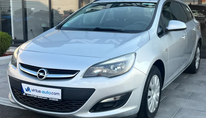 Opel Astra  - 2015