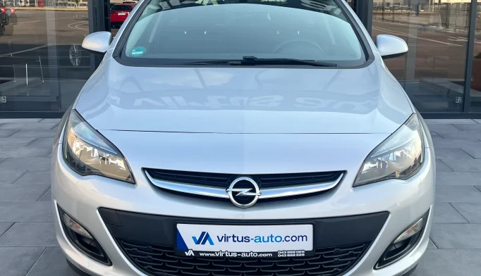 Opel Astra  - 2015