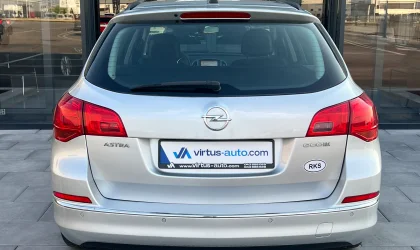 Opel Astra  - 2015