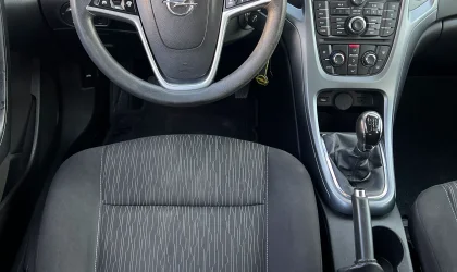 Opel Astra  - 2015