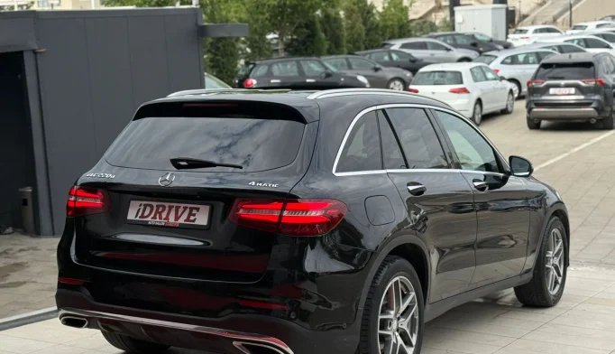Mercedes-Benz GLC  - 2016