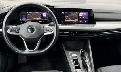 Volkswagen Golf 8  - 2020