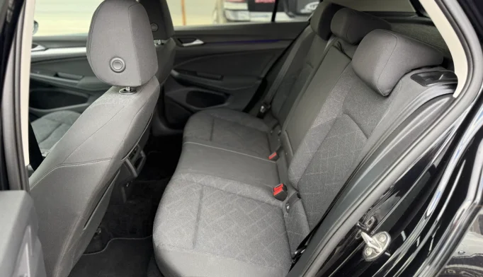Volkswagen Golf 8  - 2020