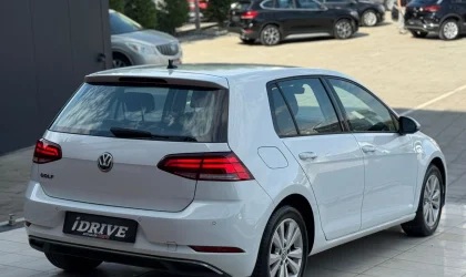 Volkswagen Golf  - 2018
