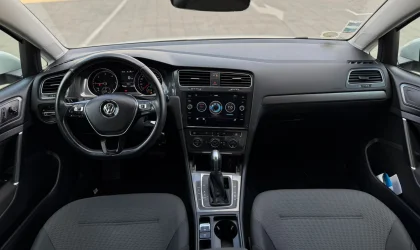 Volkswagen Golf  - 2018