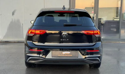 Volkswagen Golf 8  - 2020