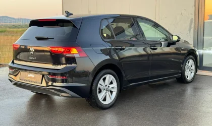 Volkswagen Golf 8  - 2020