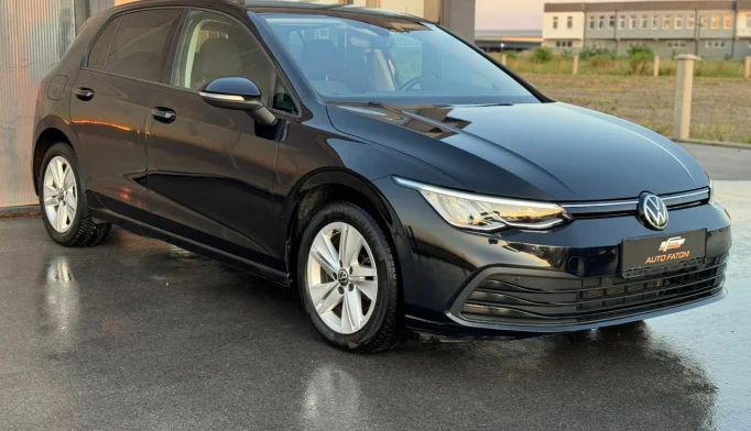 Volkswagen Golf 8  - 2020