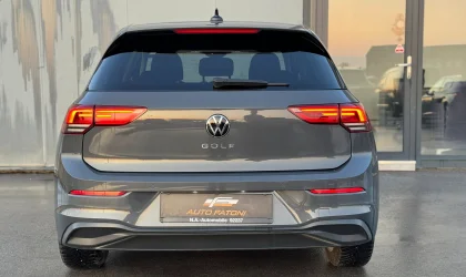 Volkswagen Golf 8  - 2020