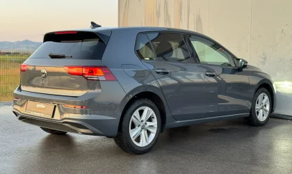 Volkswagen Golf 8  - 2020