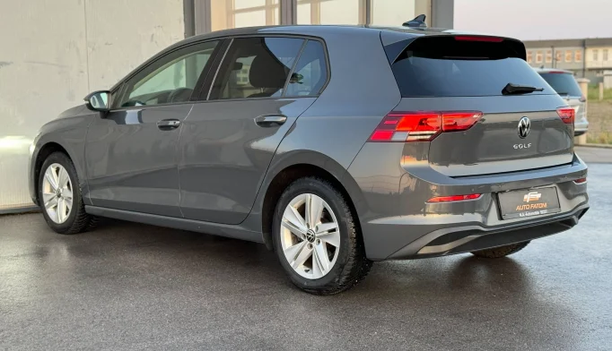 Volkswagen Golf 8  - 2020