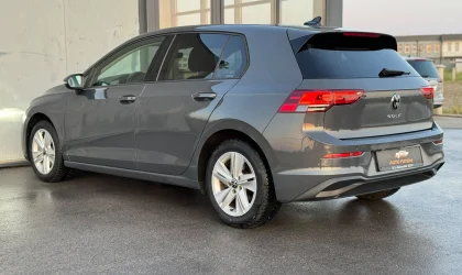 Volkswagen Golf 8  - 2020