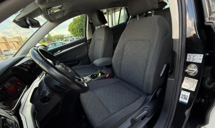 Volkswagen Golf 8  - 2020