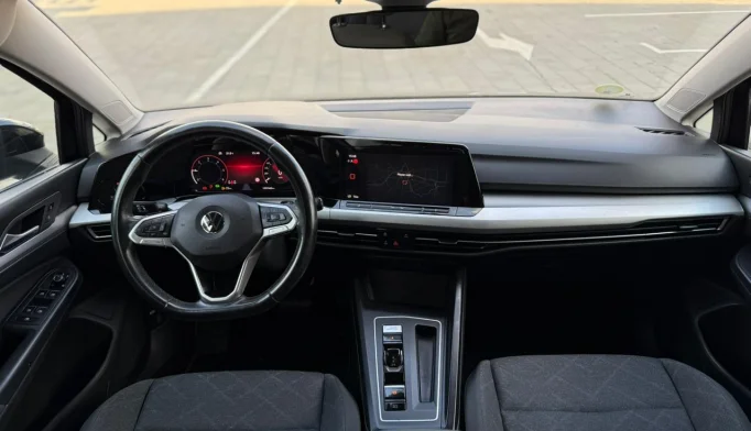 Volkswagen Golf 8  - 2020