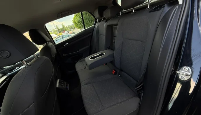 Volkswagen Golf 8  - 2020