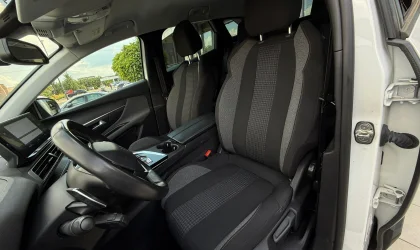Peugeot 3008  - 2021