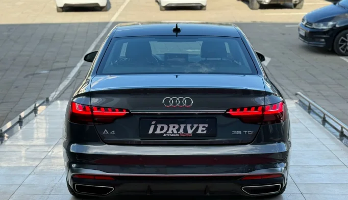 Audi A4  - 2021