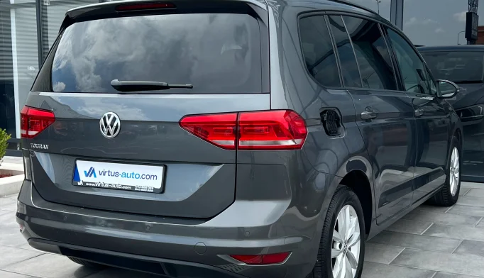 Volkswagen Touran  - 2019