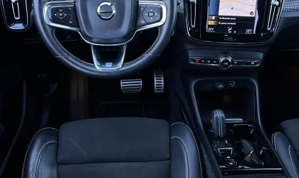 Volvo XC40  - 2019