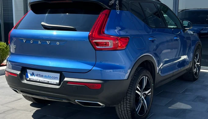 Volvo XC40  - 2019